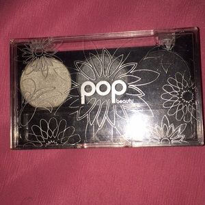 Pop Beauty eyeshadow trio in “Smokin’ Hot”